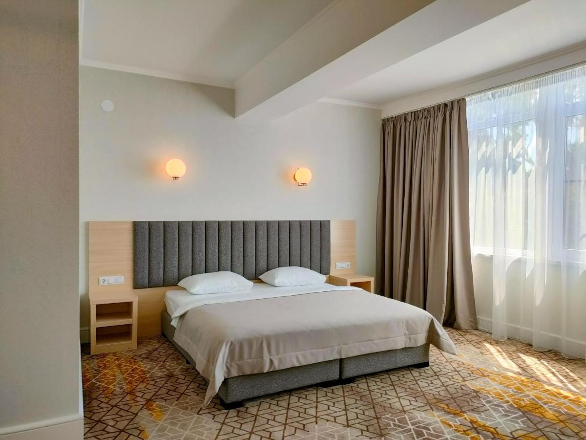 Hotel Citrus Gagra Exterior photo